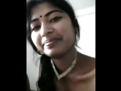 ట్విర్కింగ్ యాస్ వీడియో (మర్రి కాక్స్)