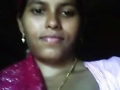గాడిద ఆ వీడియోని ఇష్టపడుతుంది (మొమోకో)